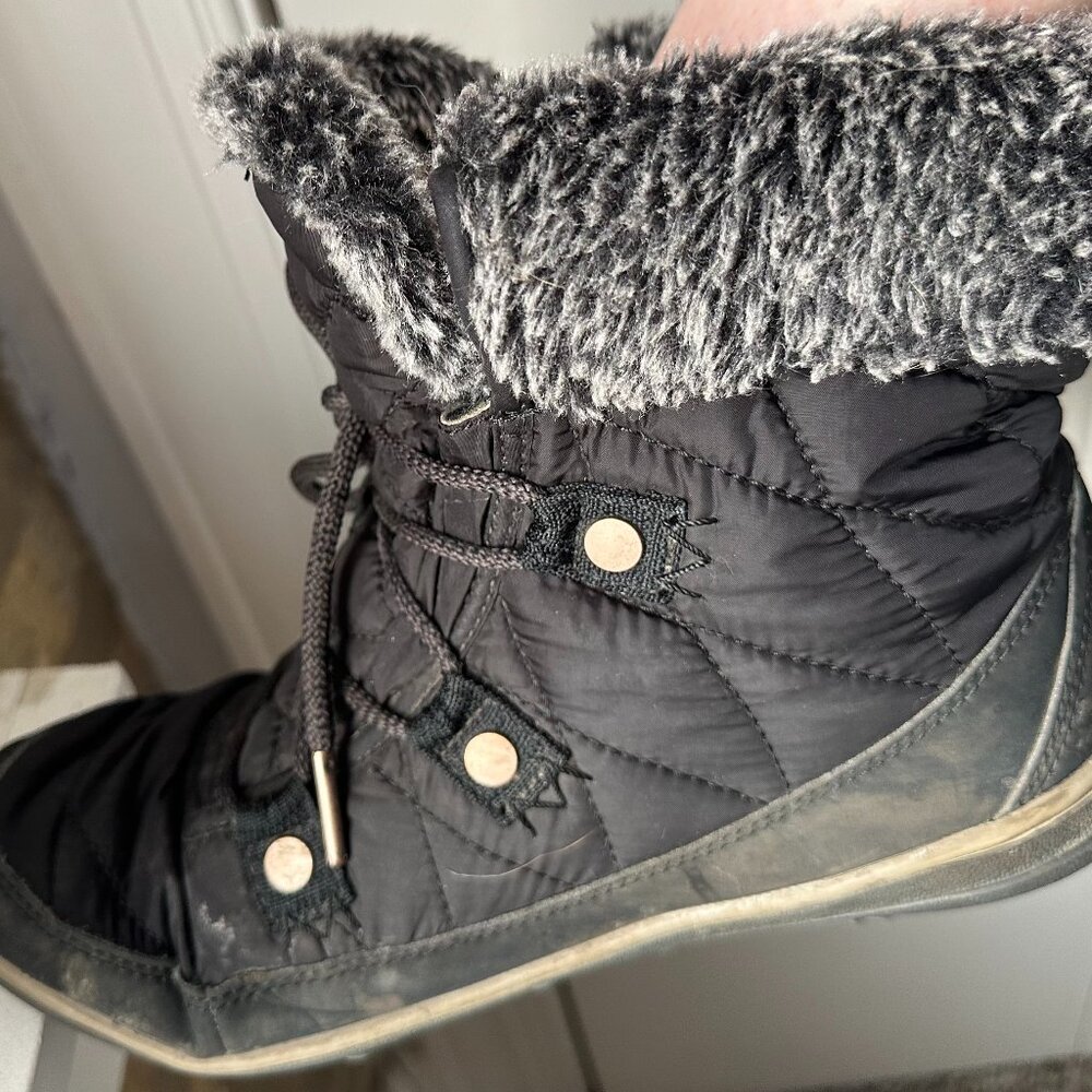 Columbia Winter Boots - Size 8